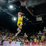 Comeback im Derby: EWE Baskets drehen Spiel in Playoff-Atmosphäre